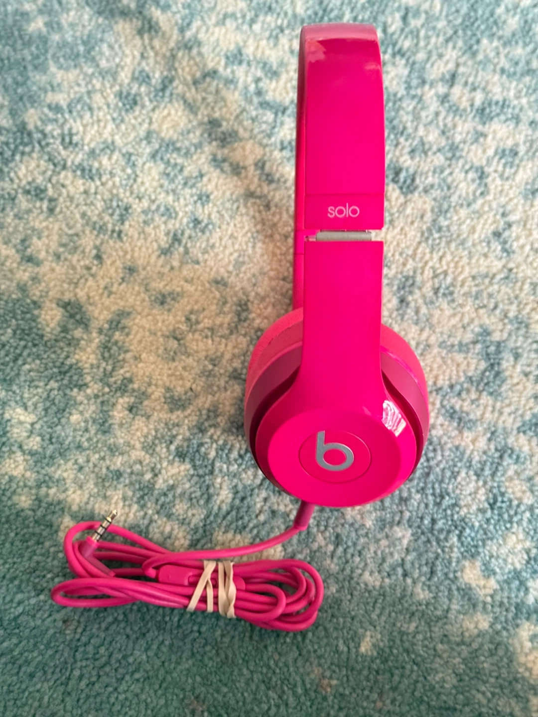 Beats Solo Pink Headphones - photo 2