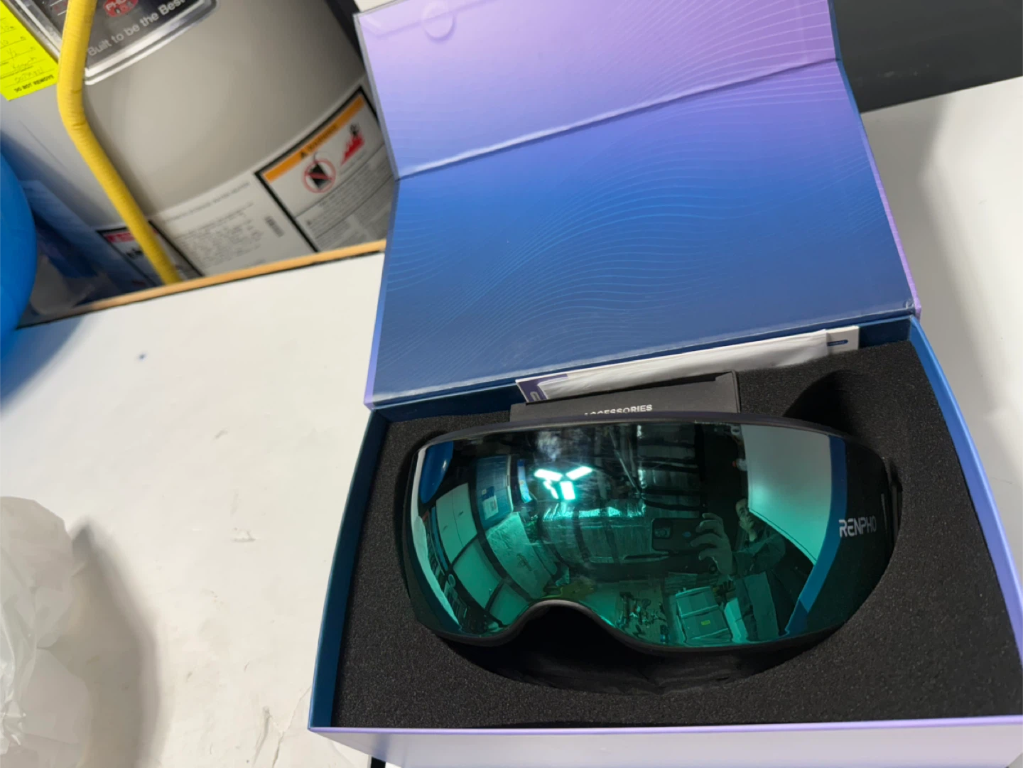 Renpho Eyeris Caligo Eye Massager with Soothing Mist - photo 2