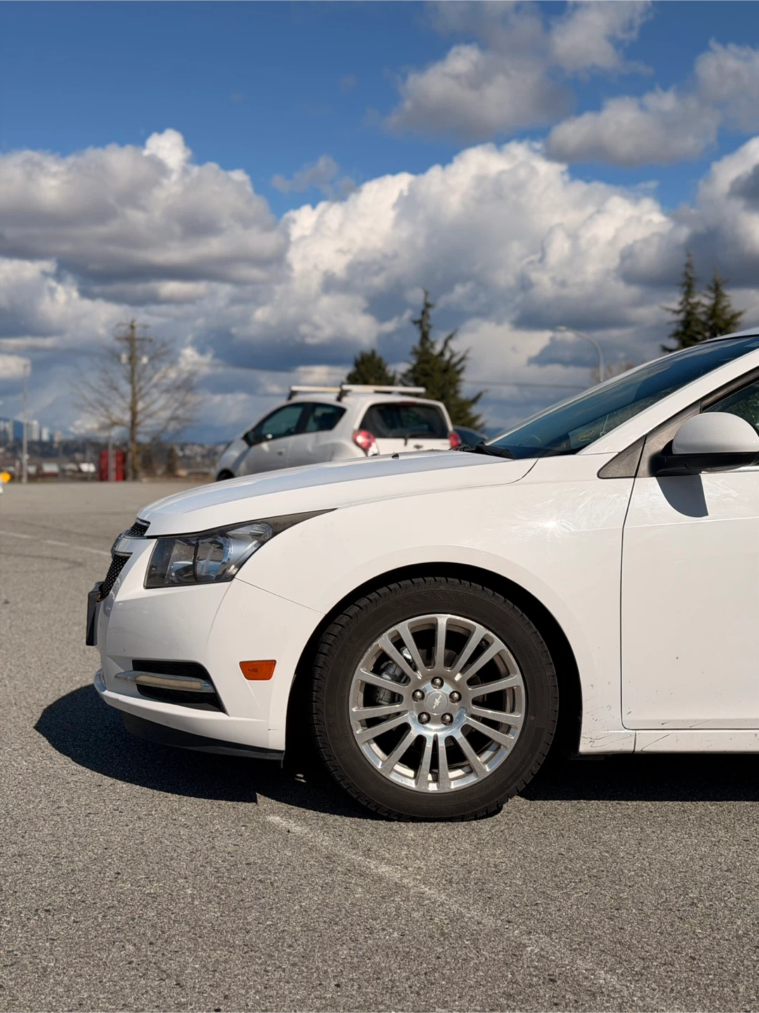 2012 Chevrolet Eco - photo 2