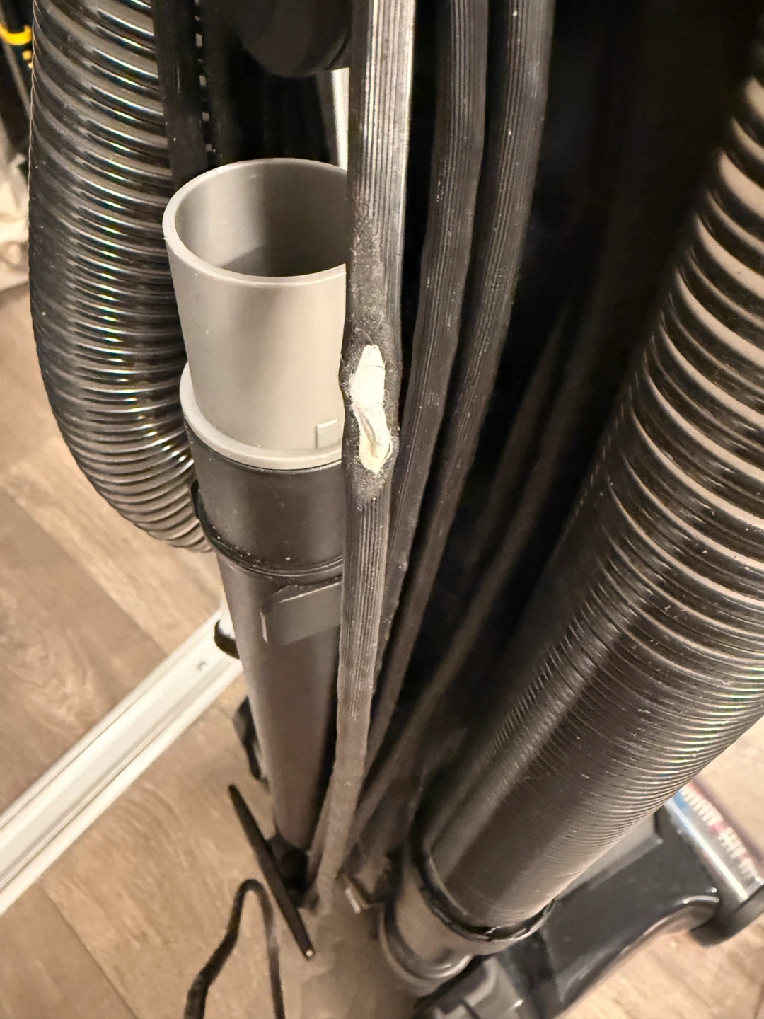 Bissell cleanview Vacuum Cleaner - photo 5