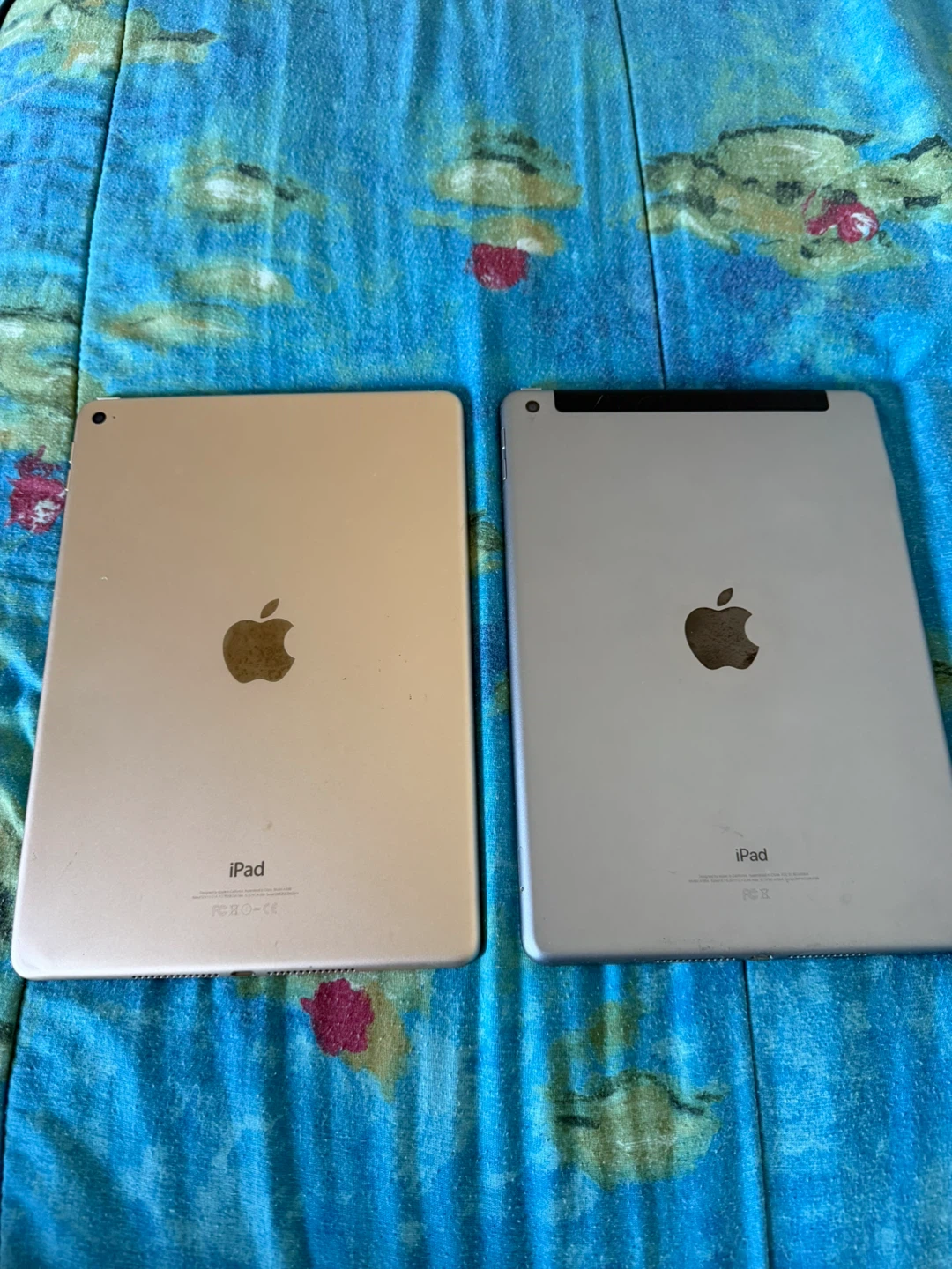 Apple iPad 6th Gen A1954 (Wi-Fi + SIM) + iPad Air 2 A1566 - photo 2