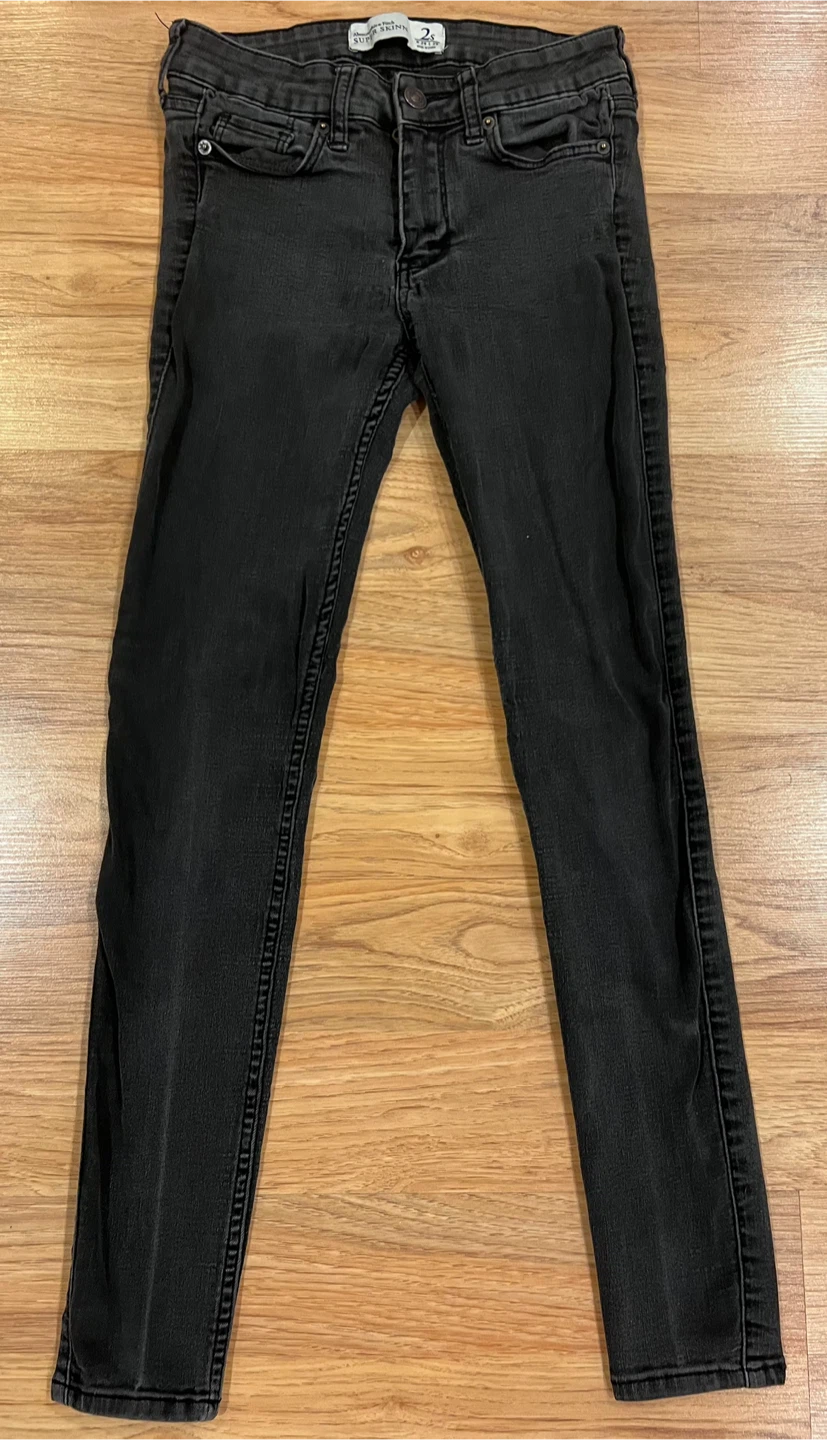 Abercrombie & Fitch Super Skinny Jeans Size 2S W 26 L 29
