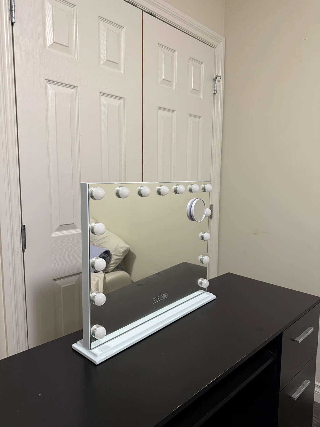 Hollywood Bluetooth Vanity Mirror with Lights - photo 4