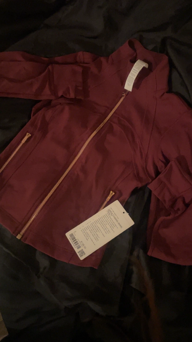 Lululemon Jacket Burgundy Size 2 - photo 2