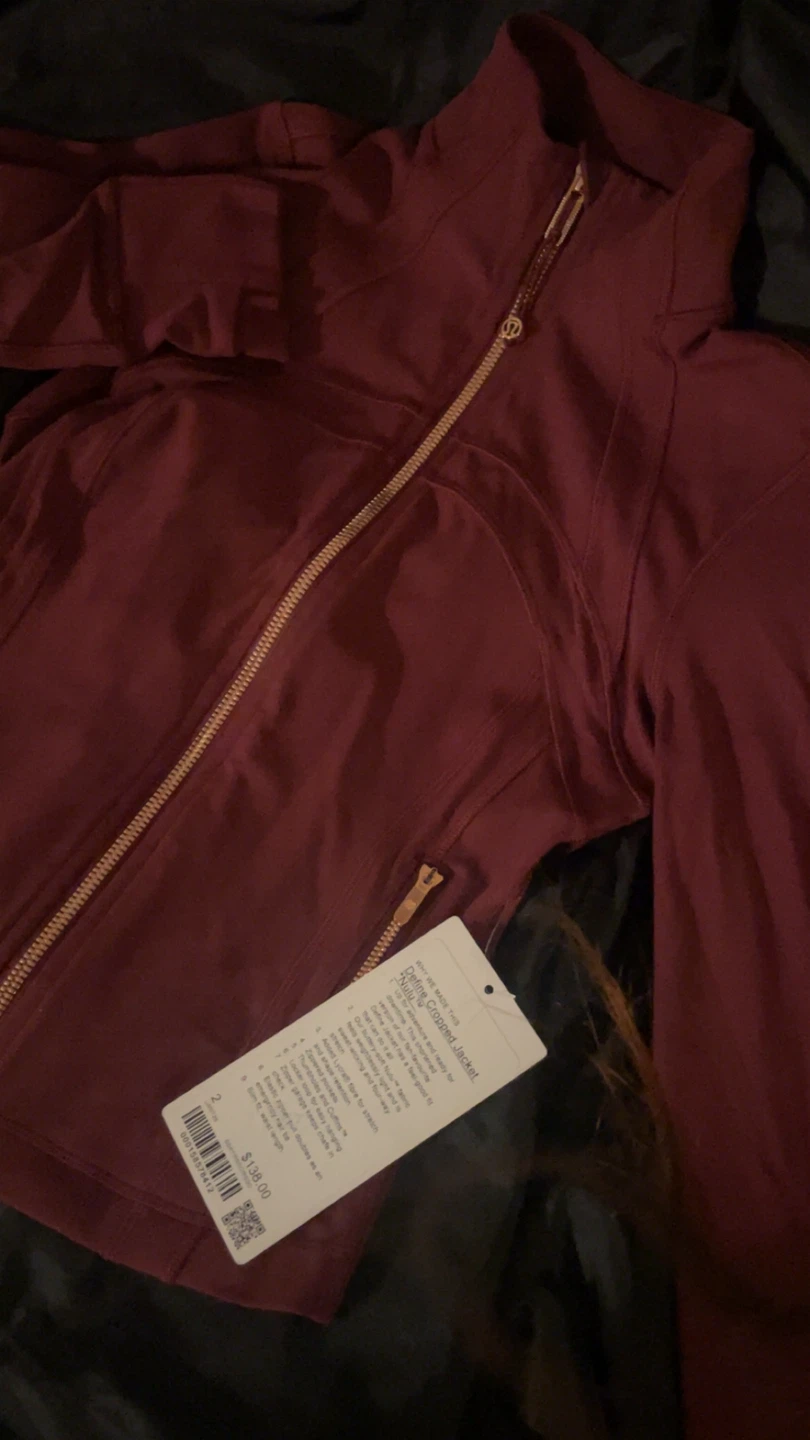 Lululemon Jacket Burgundy Size 2 - photo 3