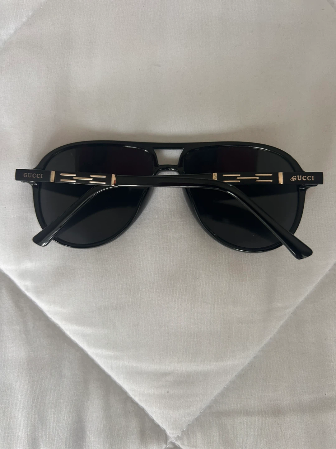 Gucci Black Aviator Sunglasses - photo 2