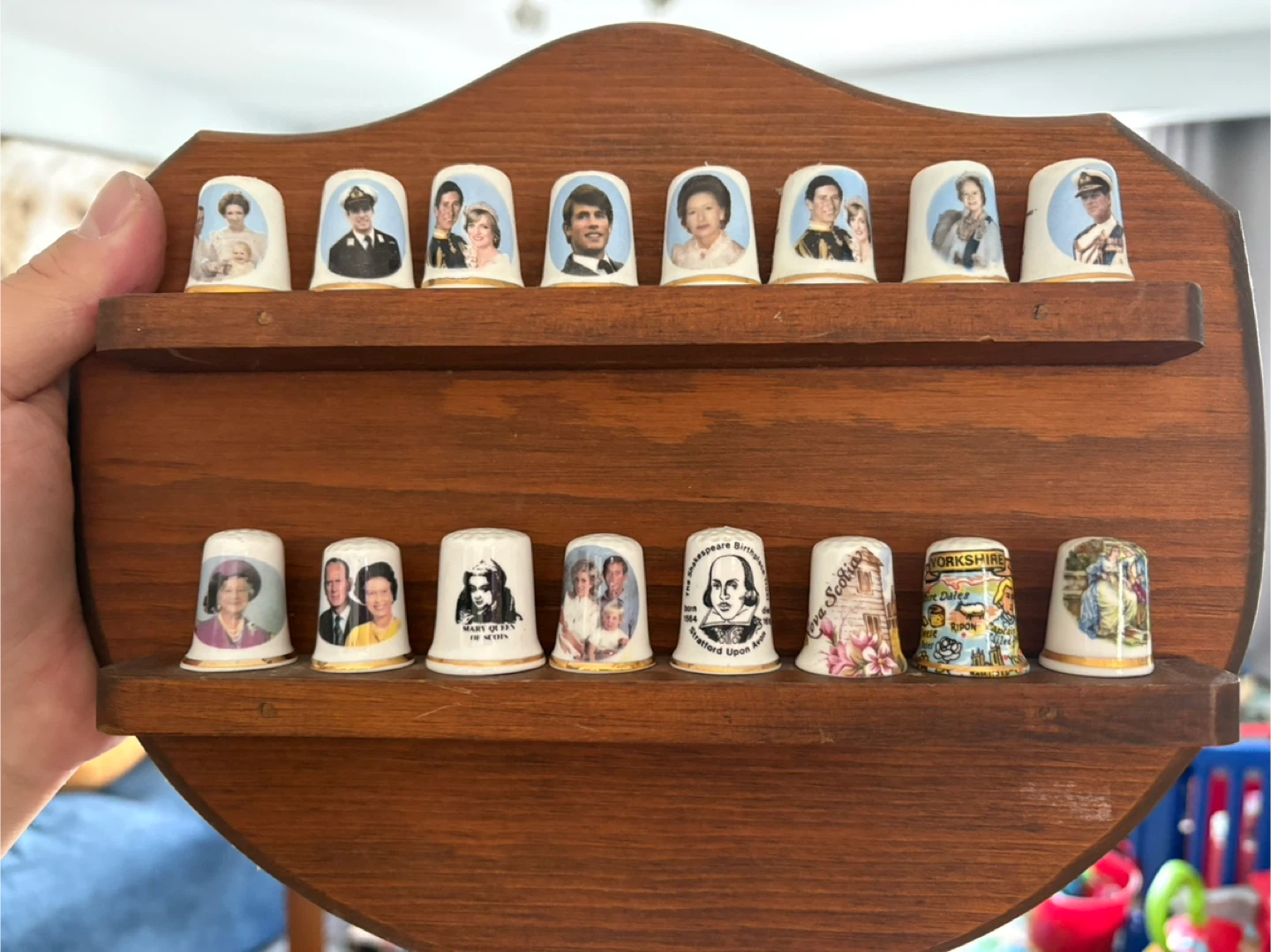 Royal Family & British Icons Thimble Collection Display