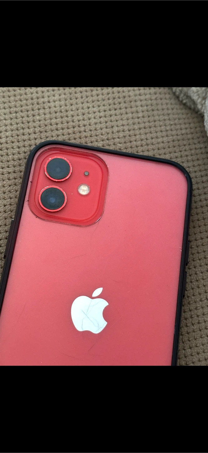 Apple iPhone 11 RED - photo 5