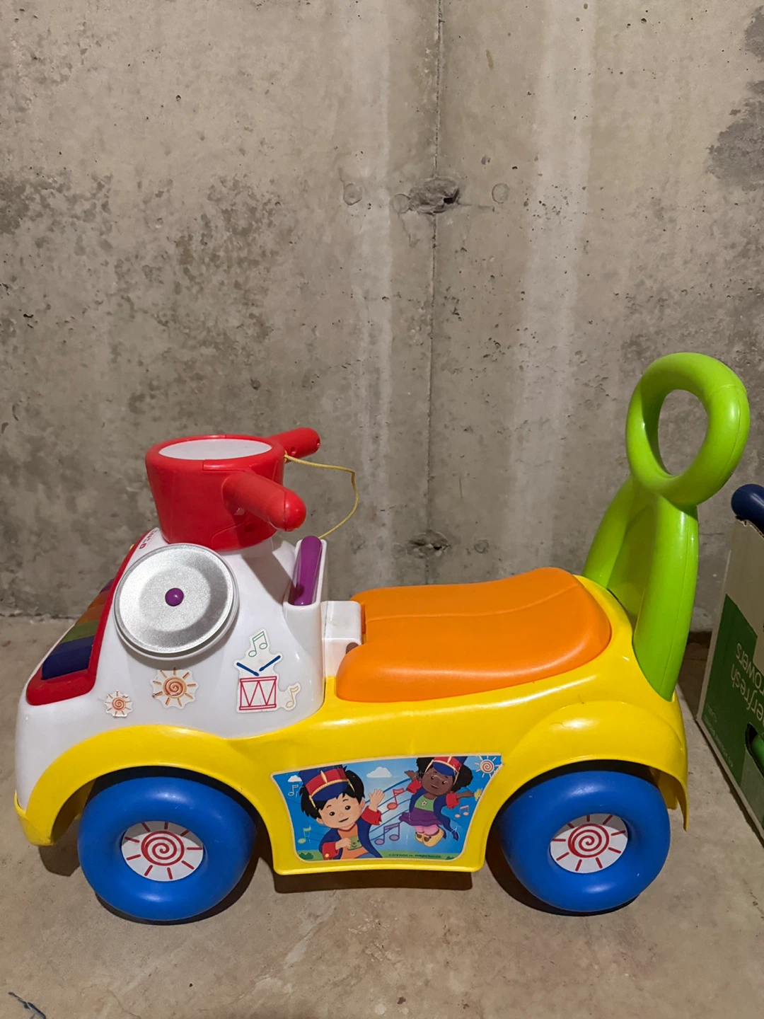 Fisher-Price Ride-On Car - photo 2