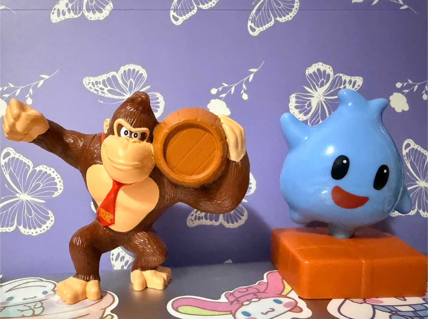 Donkey Kong and Wooper Figurines