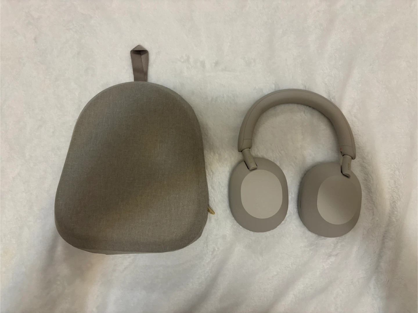 Sony WH-1000XM5 Headphones with Carrying Case - photo 4