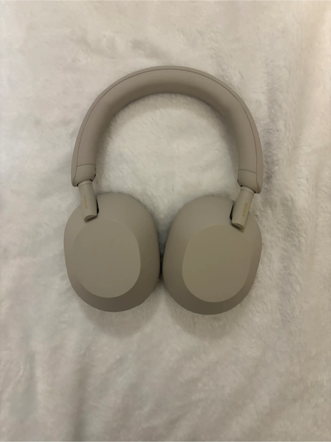 Sony WH-1000XM5 Headphones with Carrying Case - photo 3