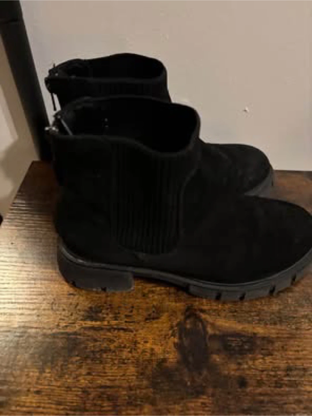 Girls  size 3 angle boot - photo 2