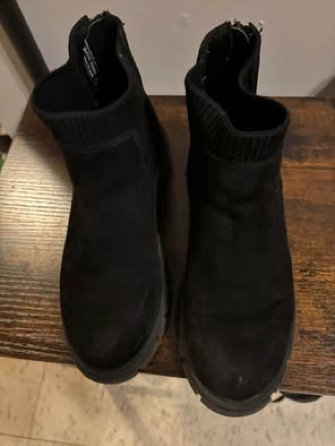 Girls  size 3 angle boot
