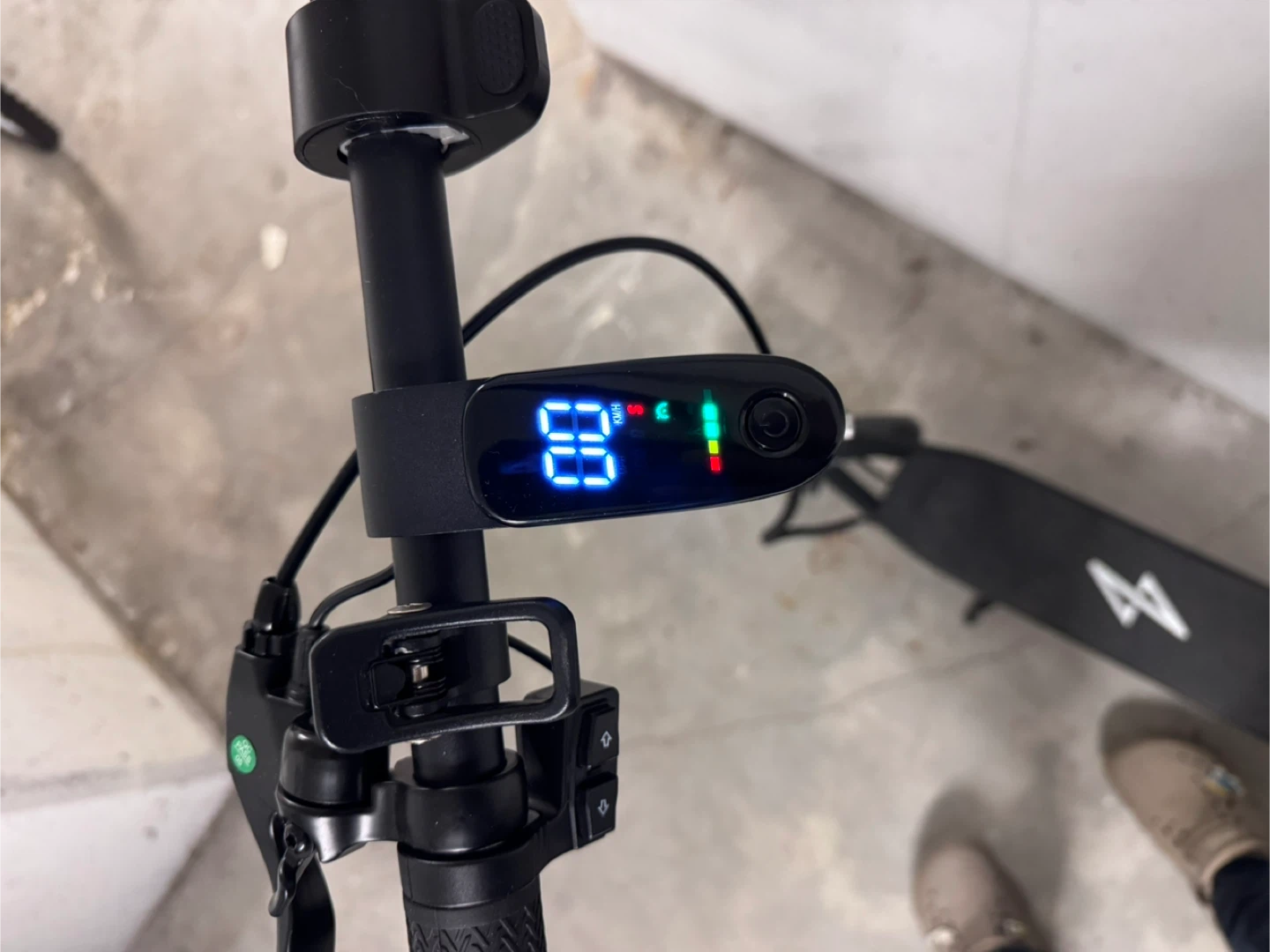 Black Phantom Electric Scooter - photo 3