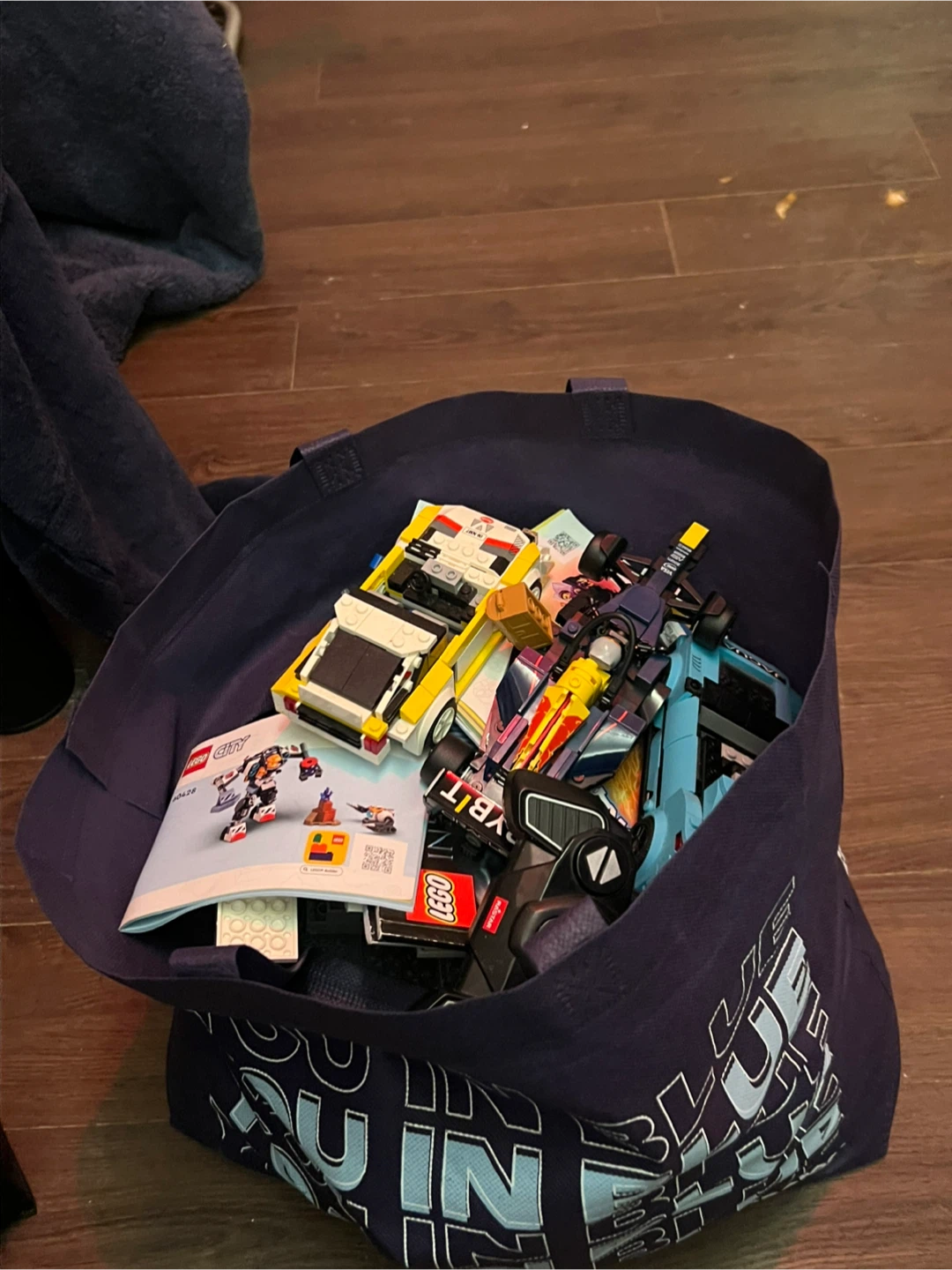 LEGO City, Marvel, and Speed Champions Sets - photo 4