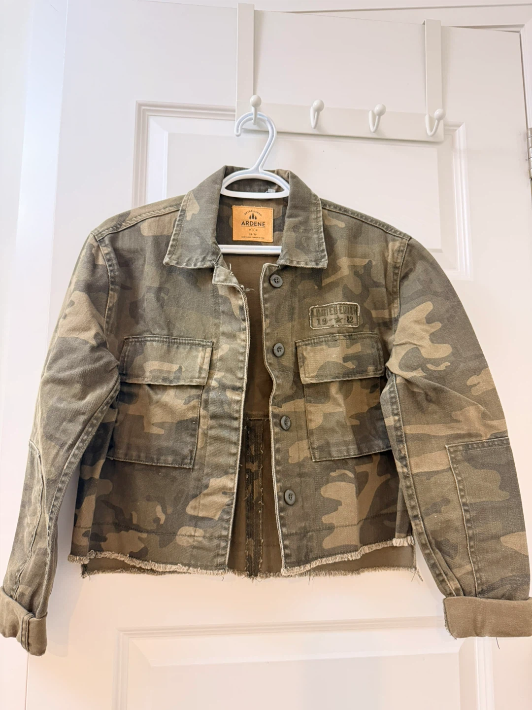 Ardene Camo Cropped Jacket XS