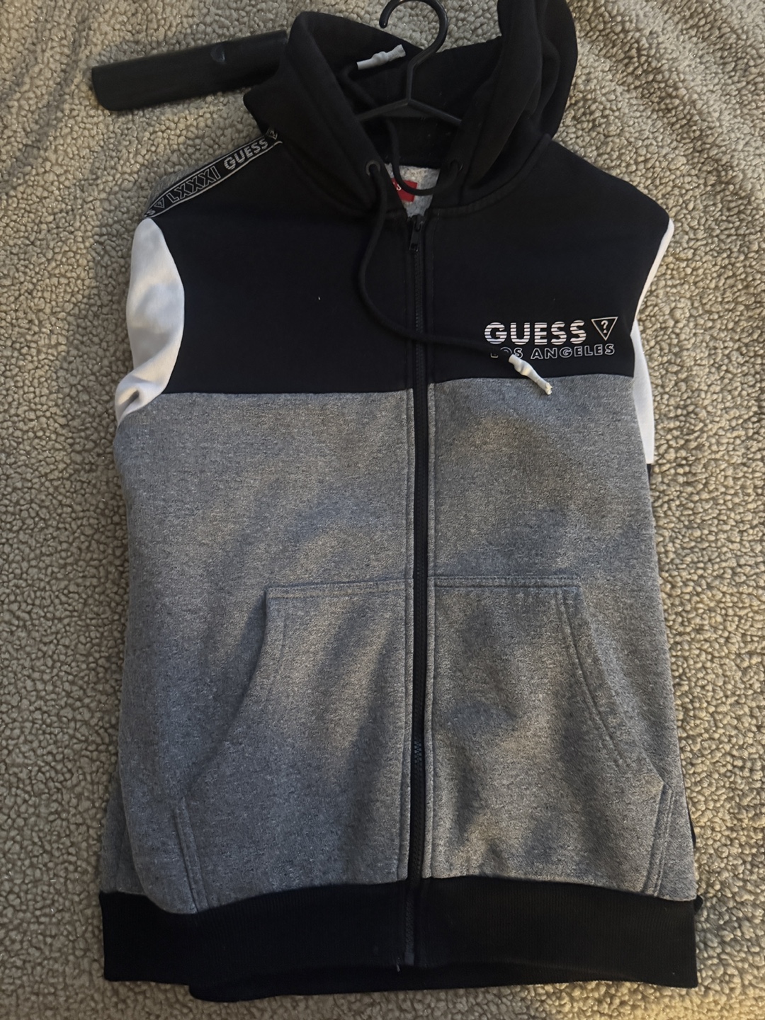 Guess & Tommy Hilfiger Jackets and Hoodie - photo 3