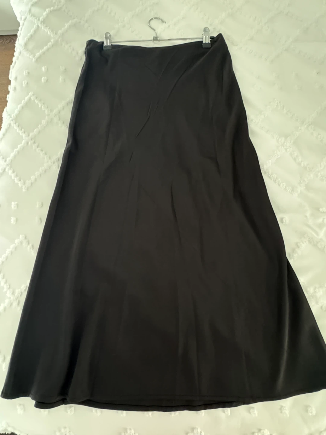 Black Satin Midi Skirt - M - photo 2