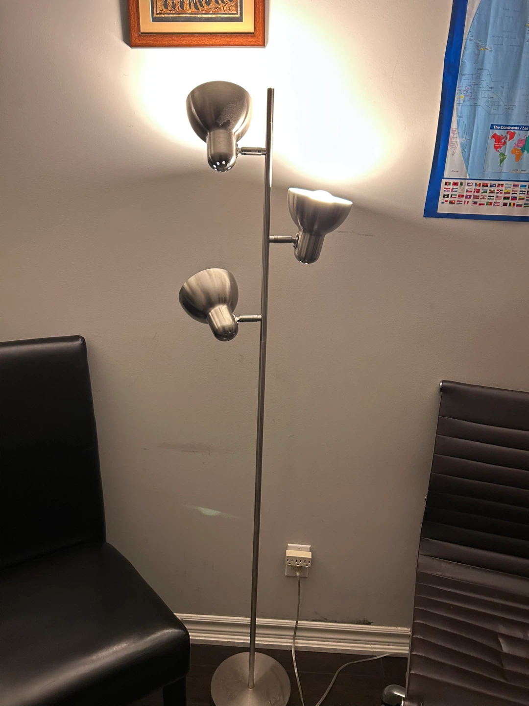 Adjustable 3-Head Floor Lamp