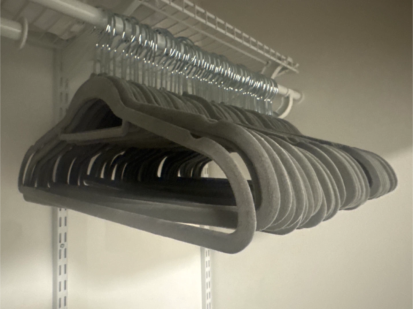 Velvet Hangers - Set of 64