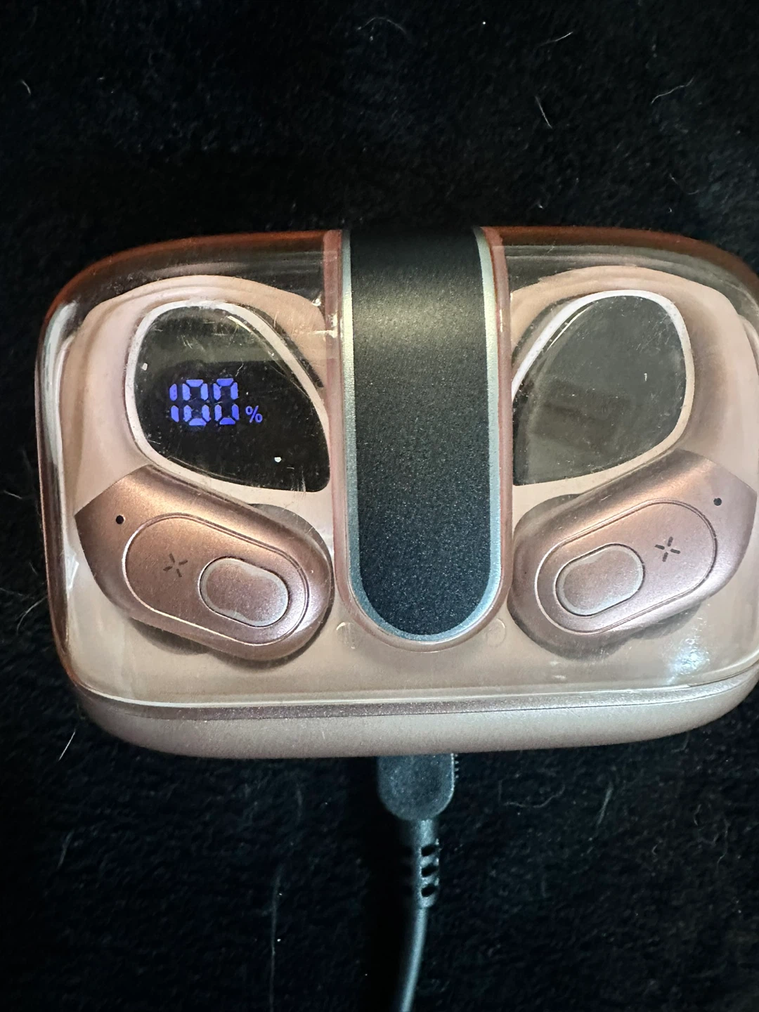 Rose Gold Wireless Earbuds with Charging Case - photo 4