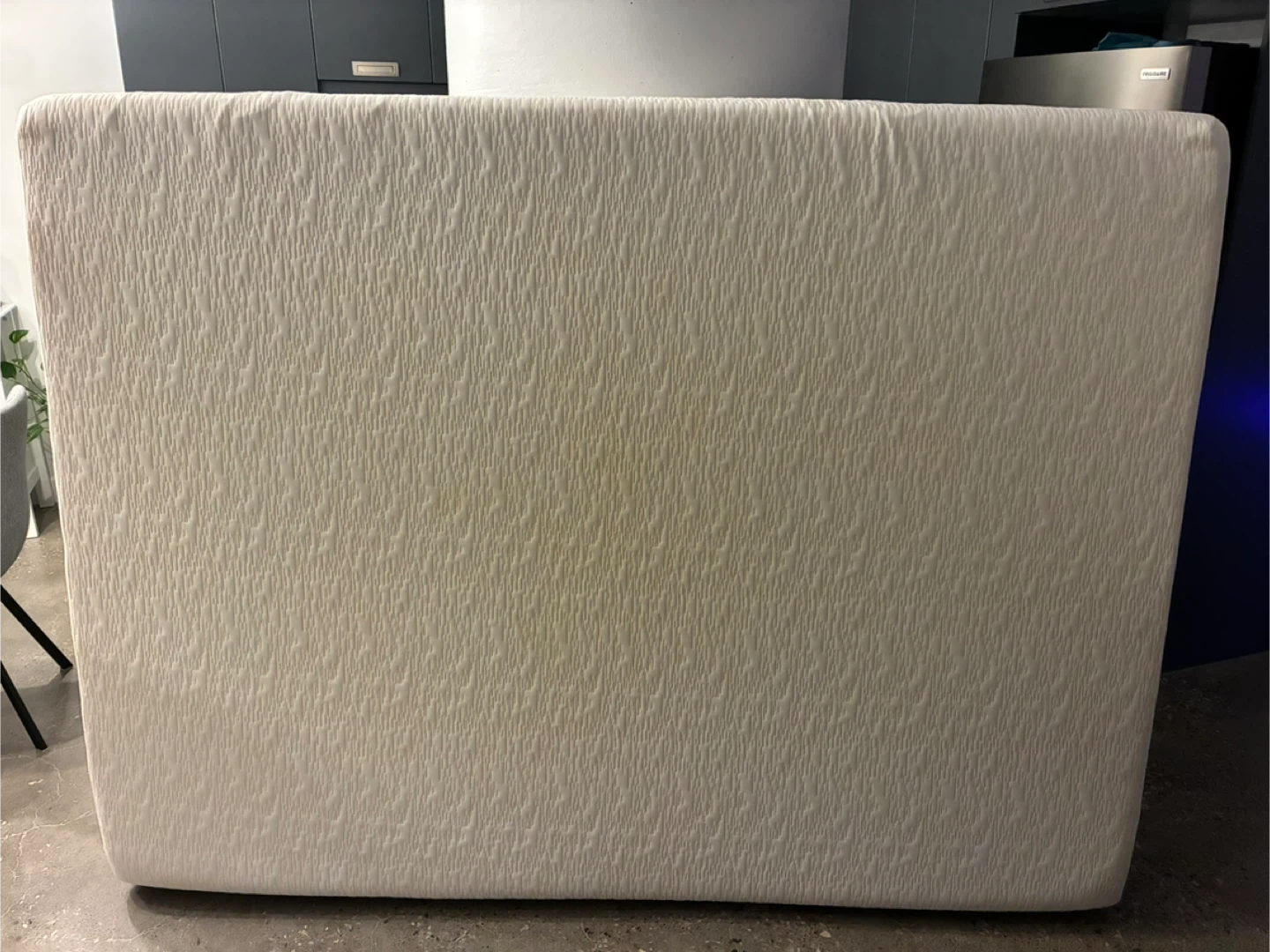 Queen 8inch memory foam mattress