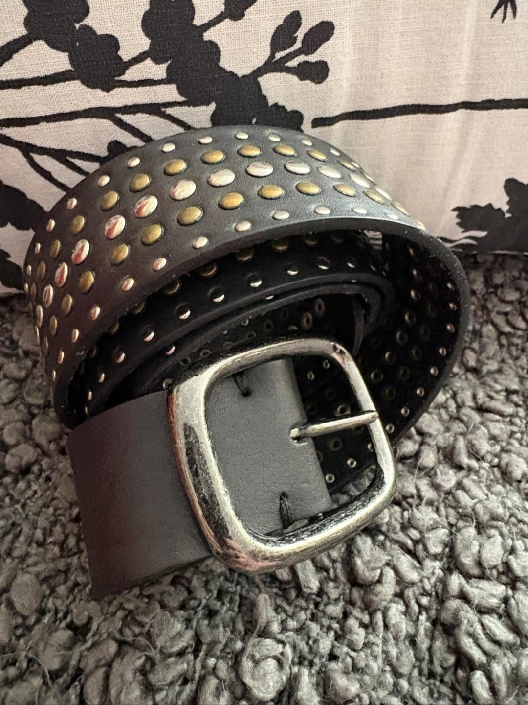 Danier Black Genuine Leather Studded Belt M/M