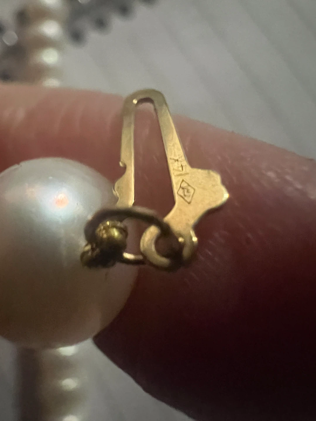 Pearl Necklace with 14 k Gold Clasp - photo 4