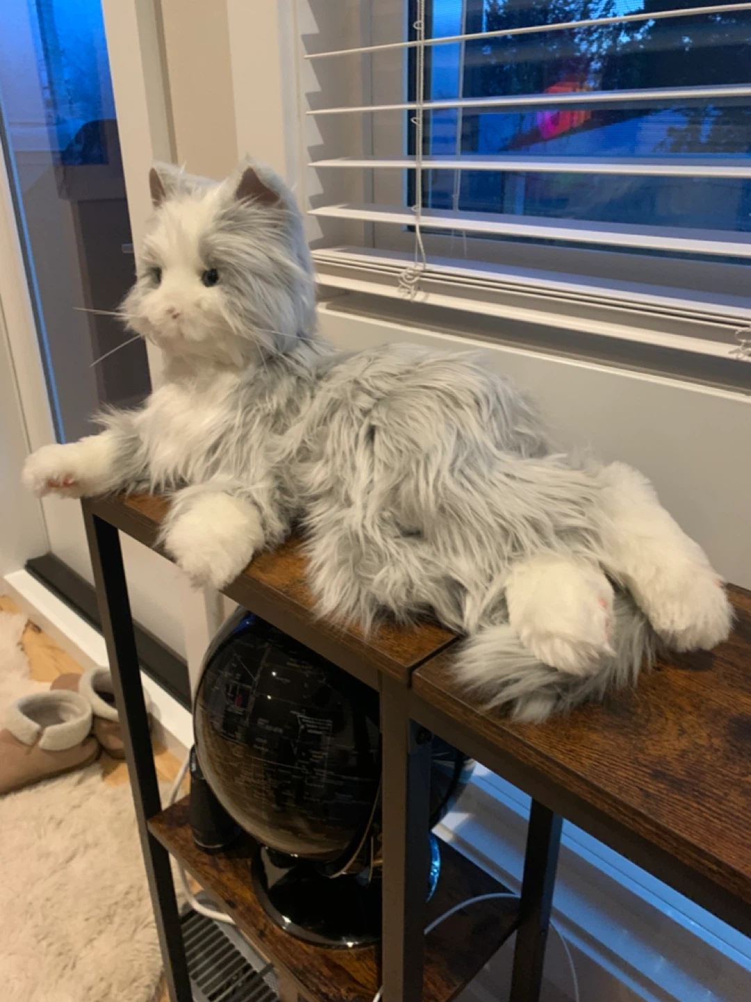Realistic Lifelike Robotic Cat Toy - photo 5
