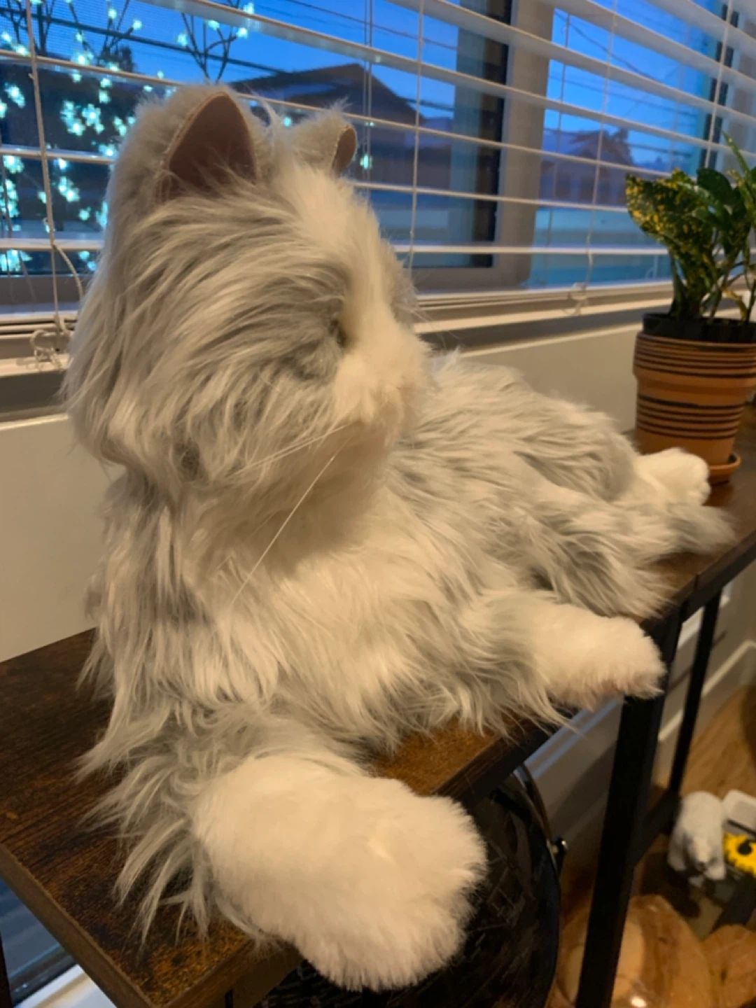 Realistic Lifelike Robotic Cat Toy - photo 4