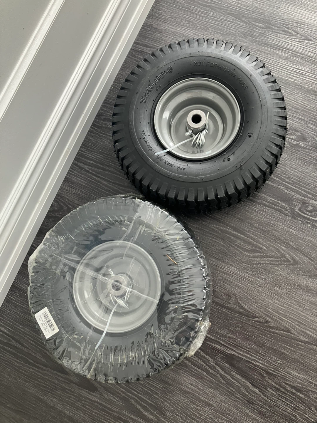 15x6.00-6 Pneumatic Tire Wheel Assembly