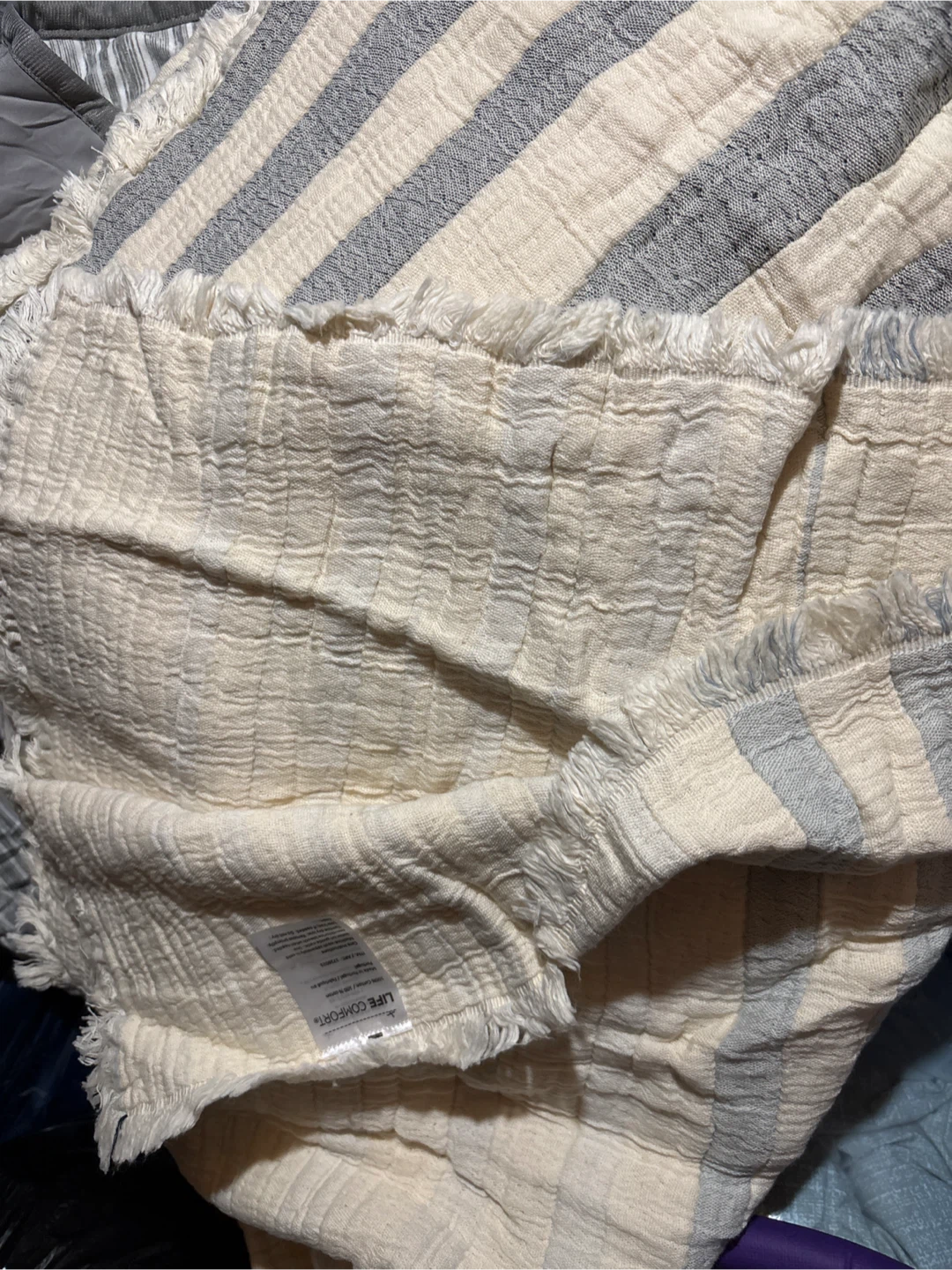 Life Comfort Throw Blanket