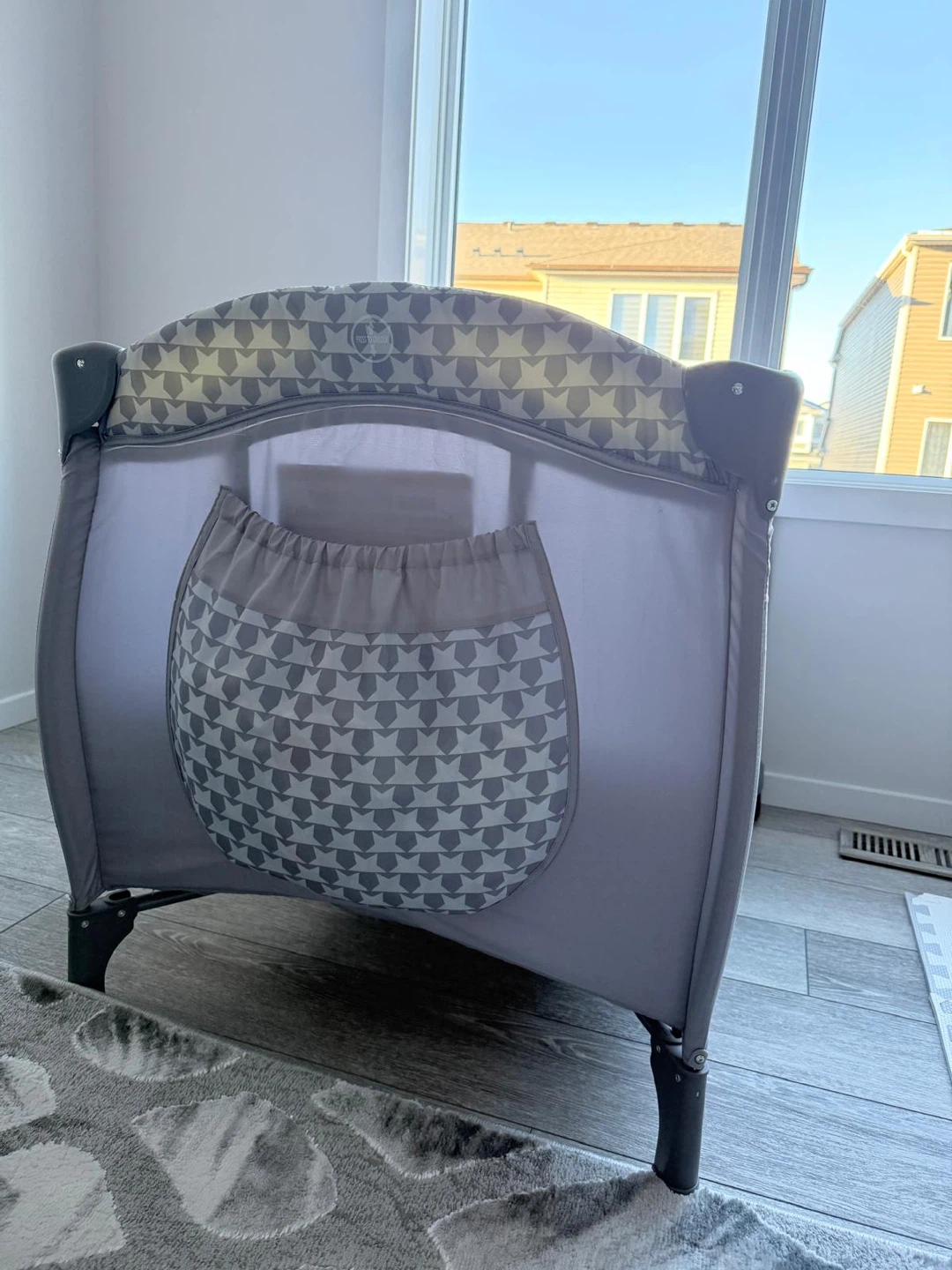 LIVINGbasics Playard and Bassinet - photo 2