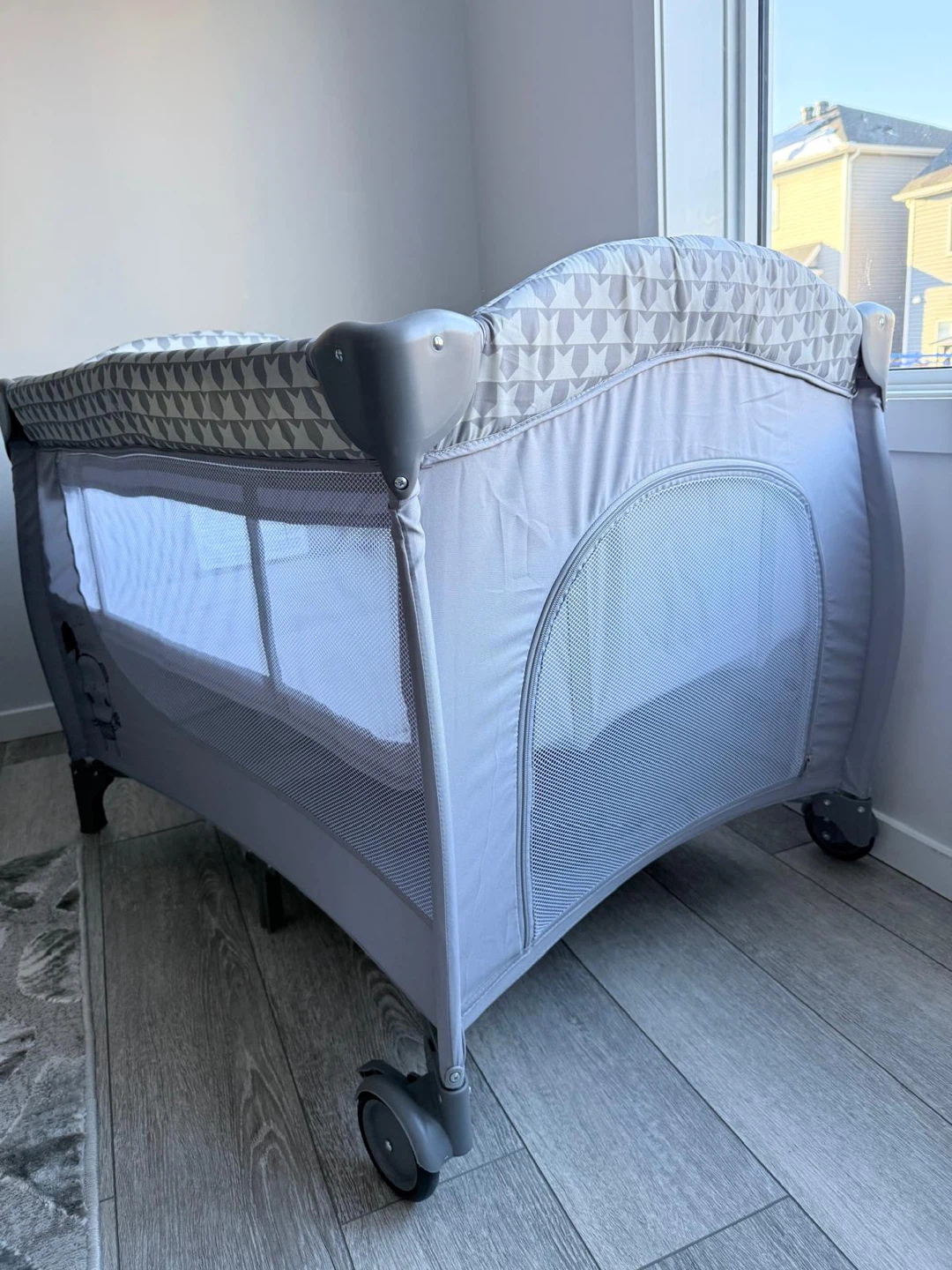 LIVINGbasics Playard and Bassinet - photo 4