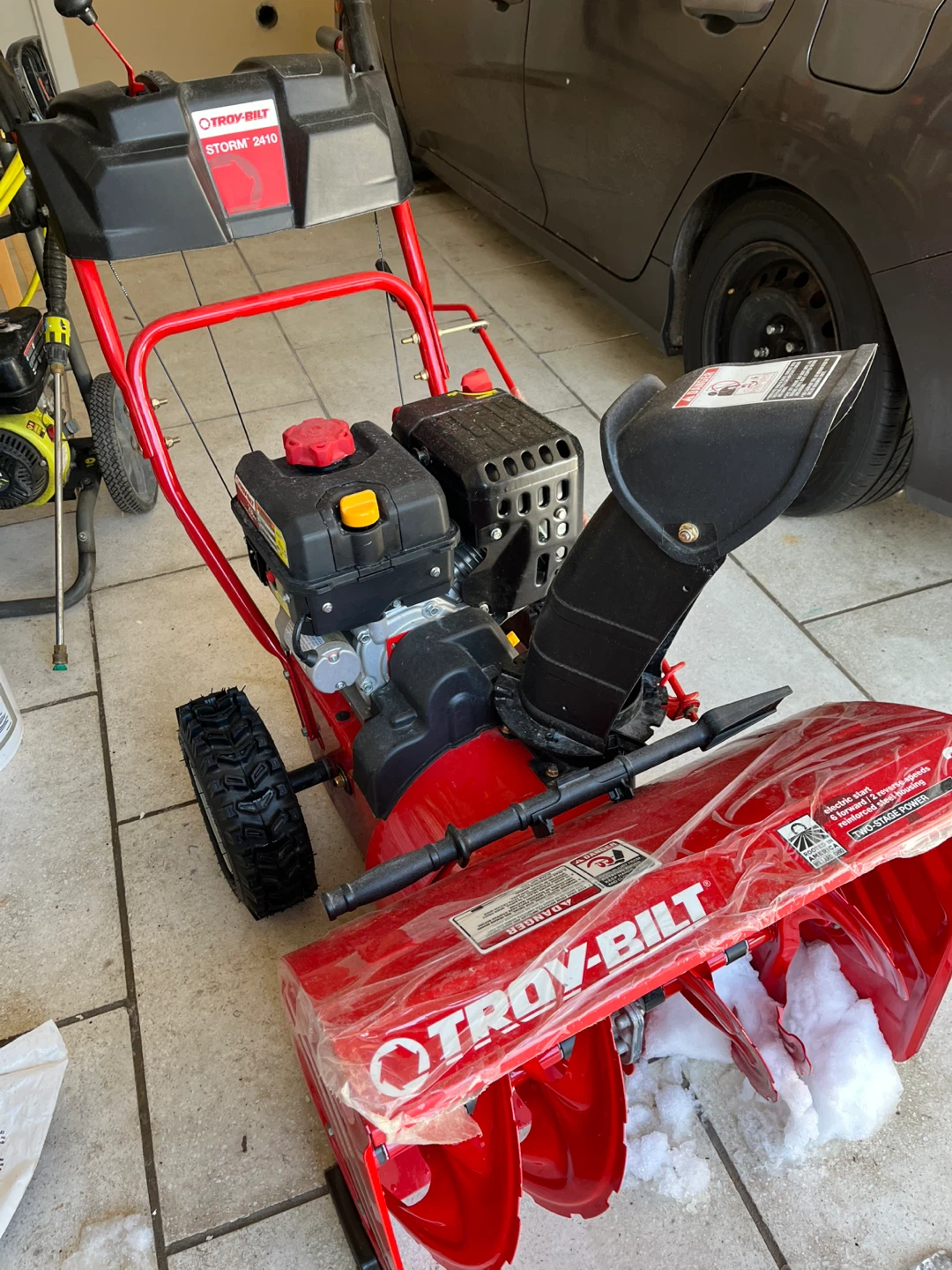 Troy-Bilt Storm 2410 Snow Blower