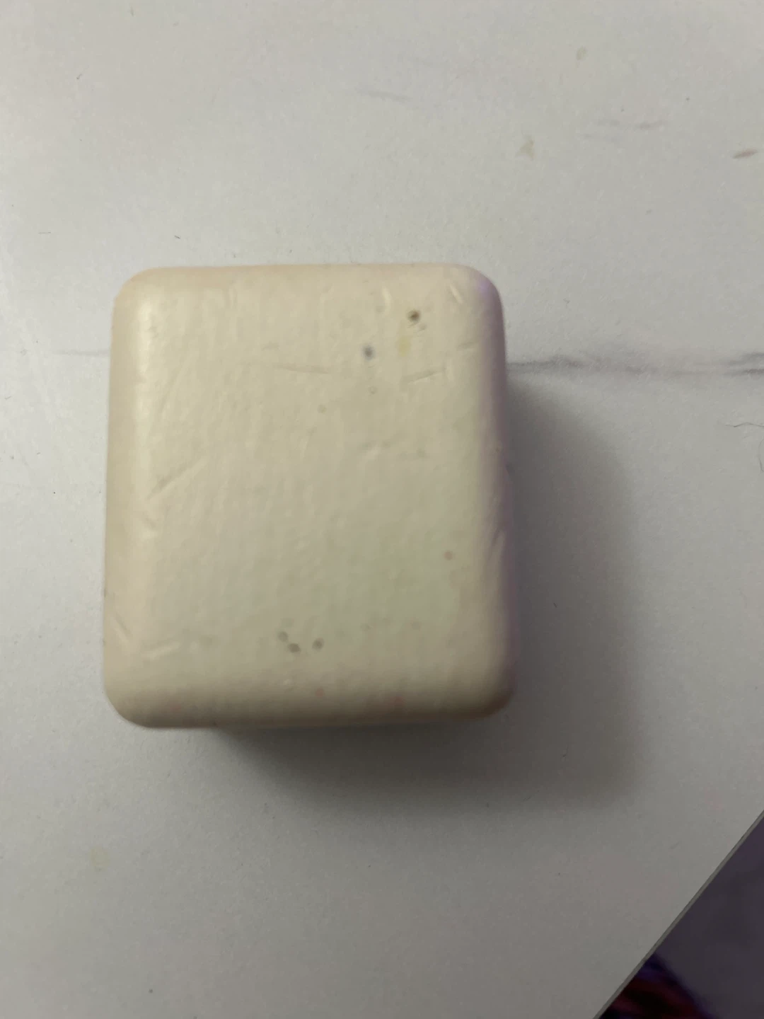 Cream coloured jewellery box for earrings - photo 2