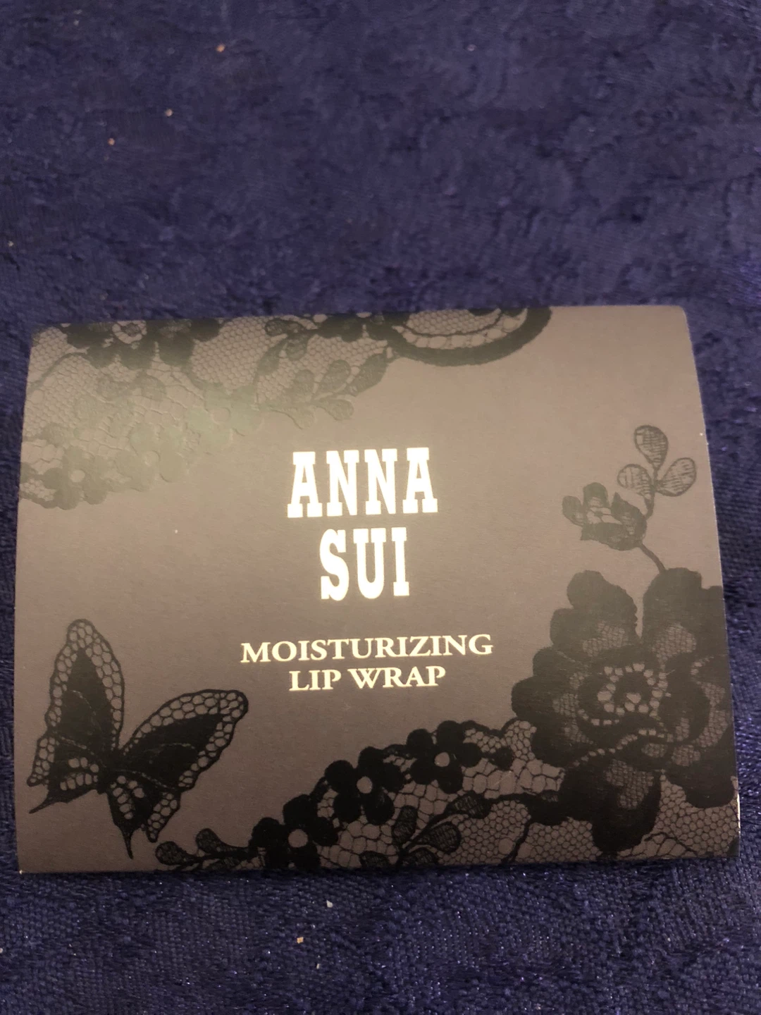Anna Sui Moisturizing Lip Wrap