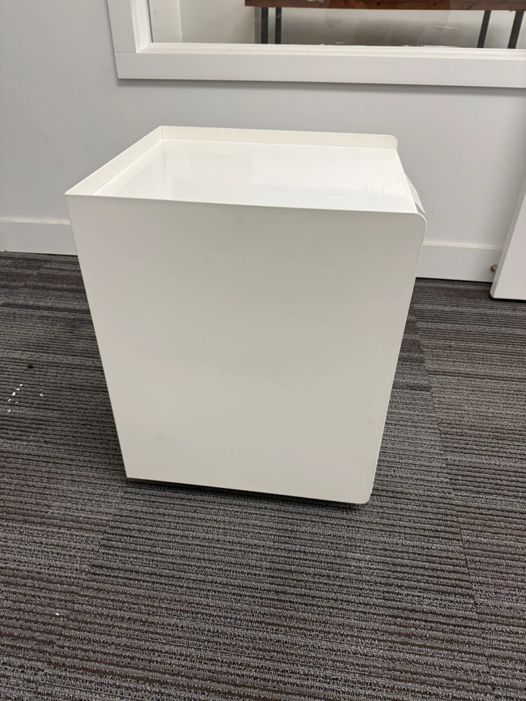 Like new! Unused! White 2-Drawer Filing Cabinet - photo 2