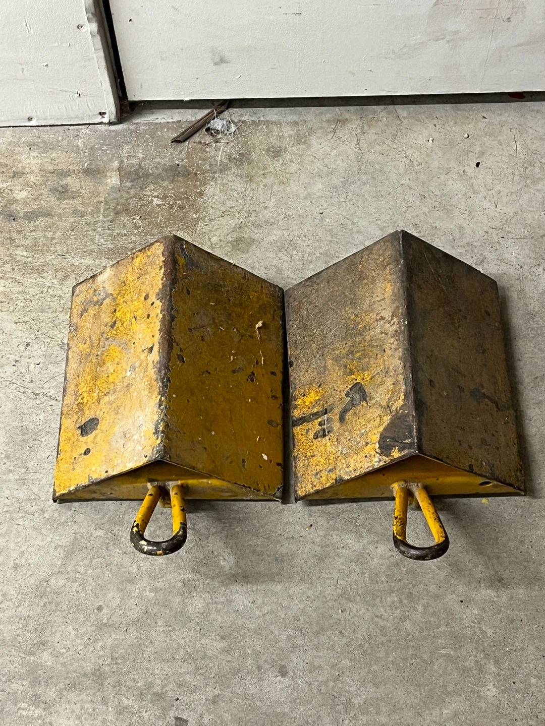 Pair of Yellow Metal Wheel Chocks - photo 2