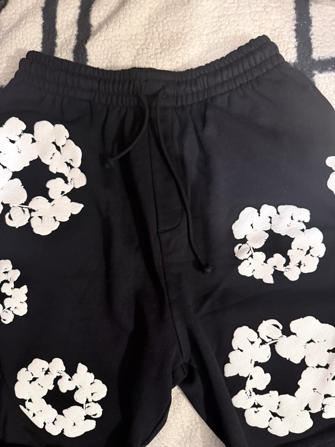 Denim Tears Black Floral Shorts - photo 2