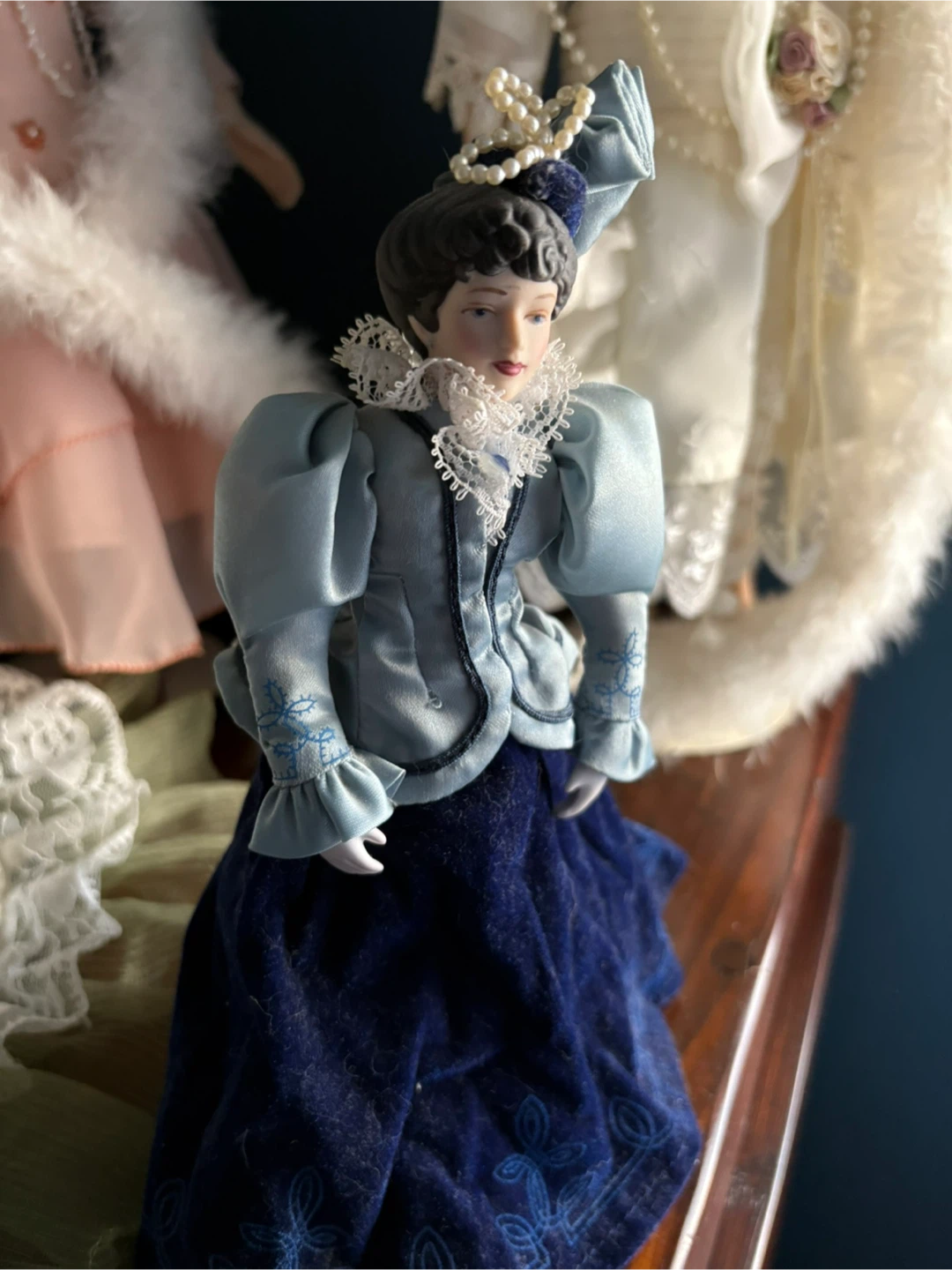 Vintage Victorian Style Porcelain Doll - photo 3