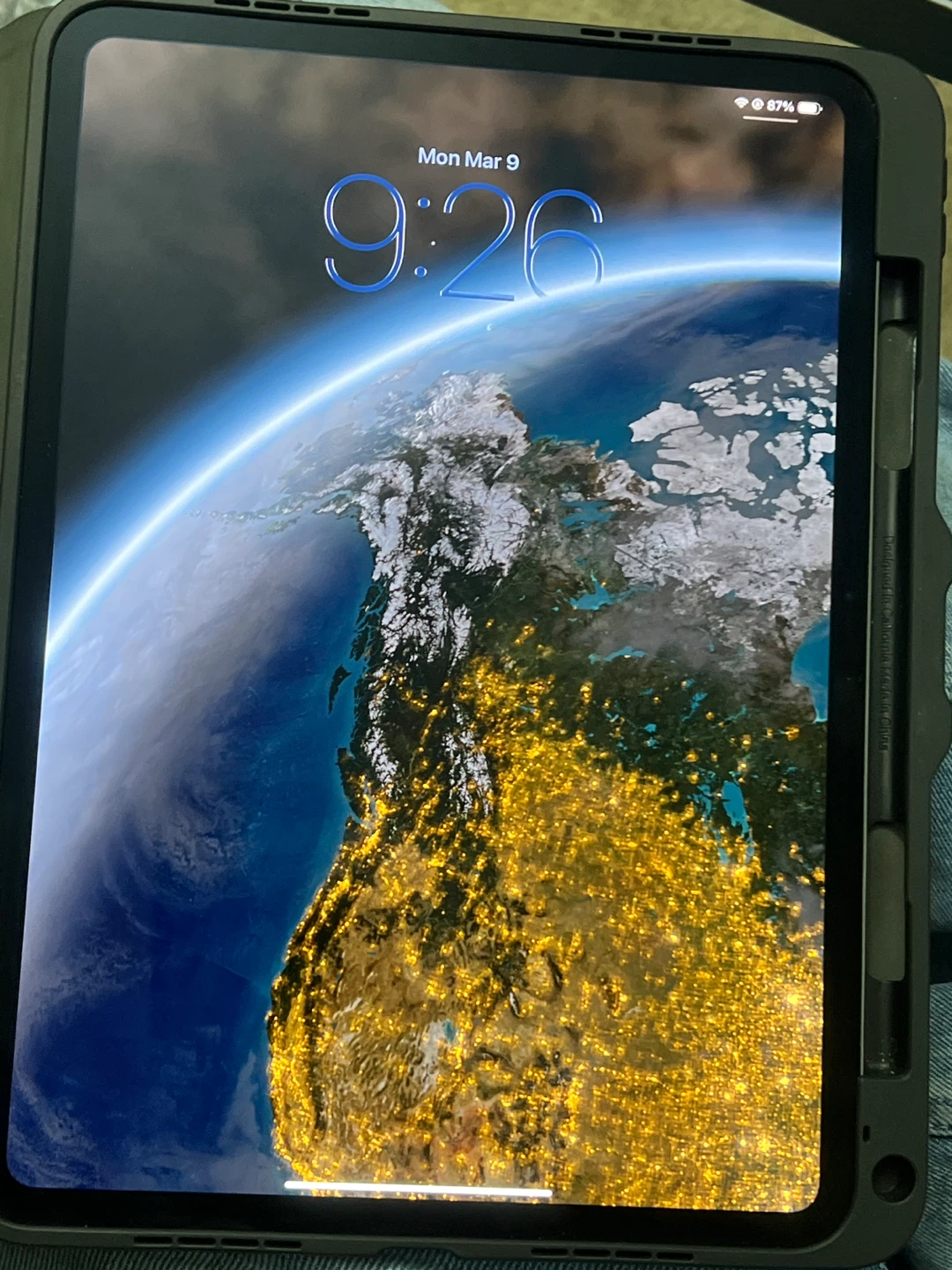 Apple iPad Pro M4 Cellular plus Wifi - photo 2