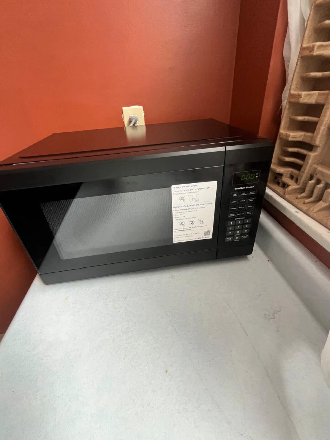 Hamilton Beach microwave - photo 2