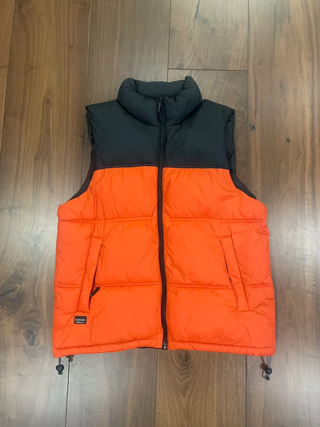 Zara Black/Orange Puffer Vest - Size Men’s Medium