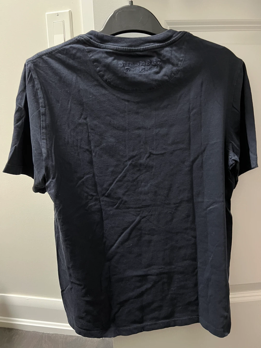 Burberry Navy T-Shirt with Cartoon Penguin Graphic - XS - photo 5