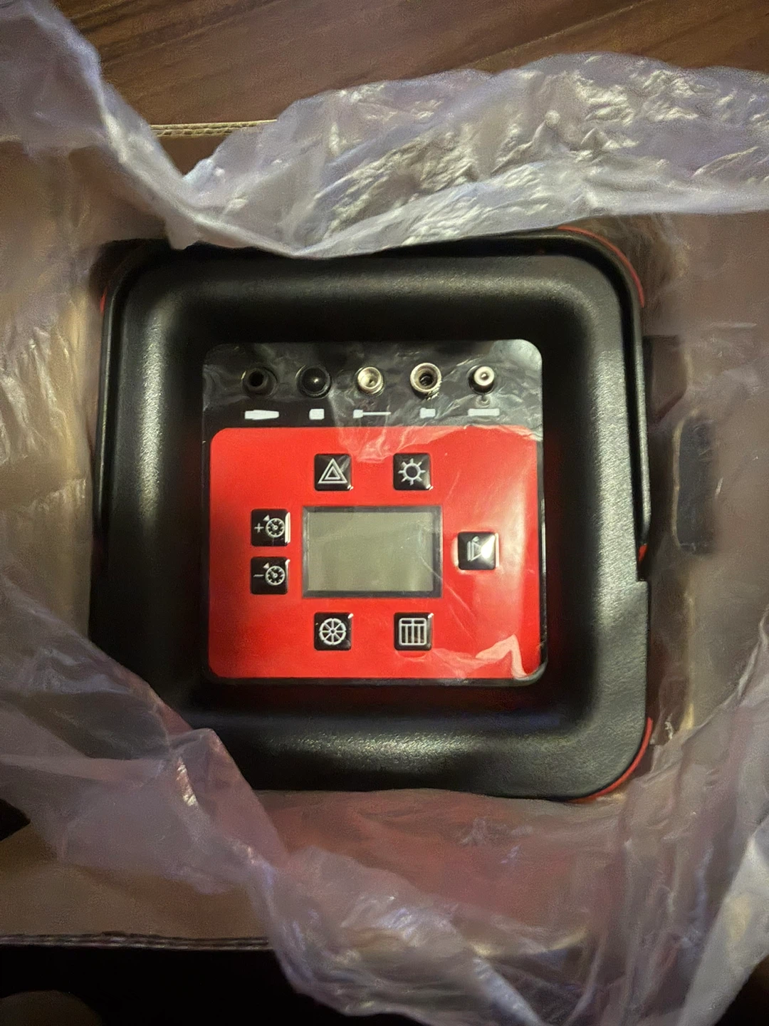 Tire Inflator - photo 3