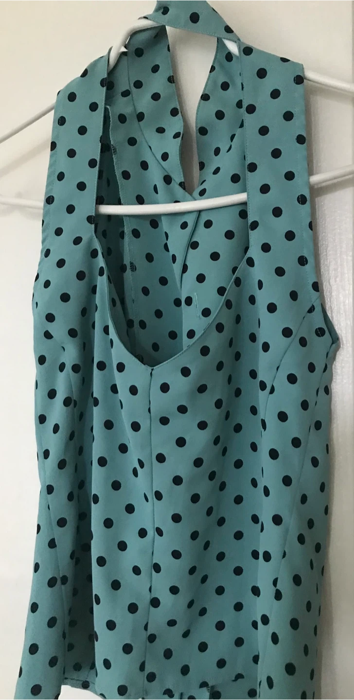 Blue polka dot skirt with it’s matching top - photo 3