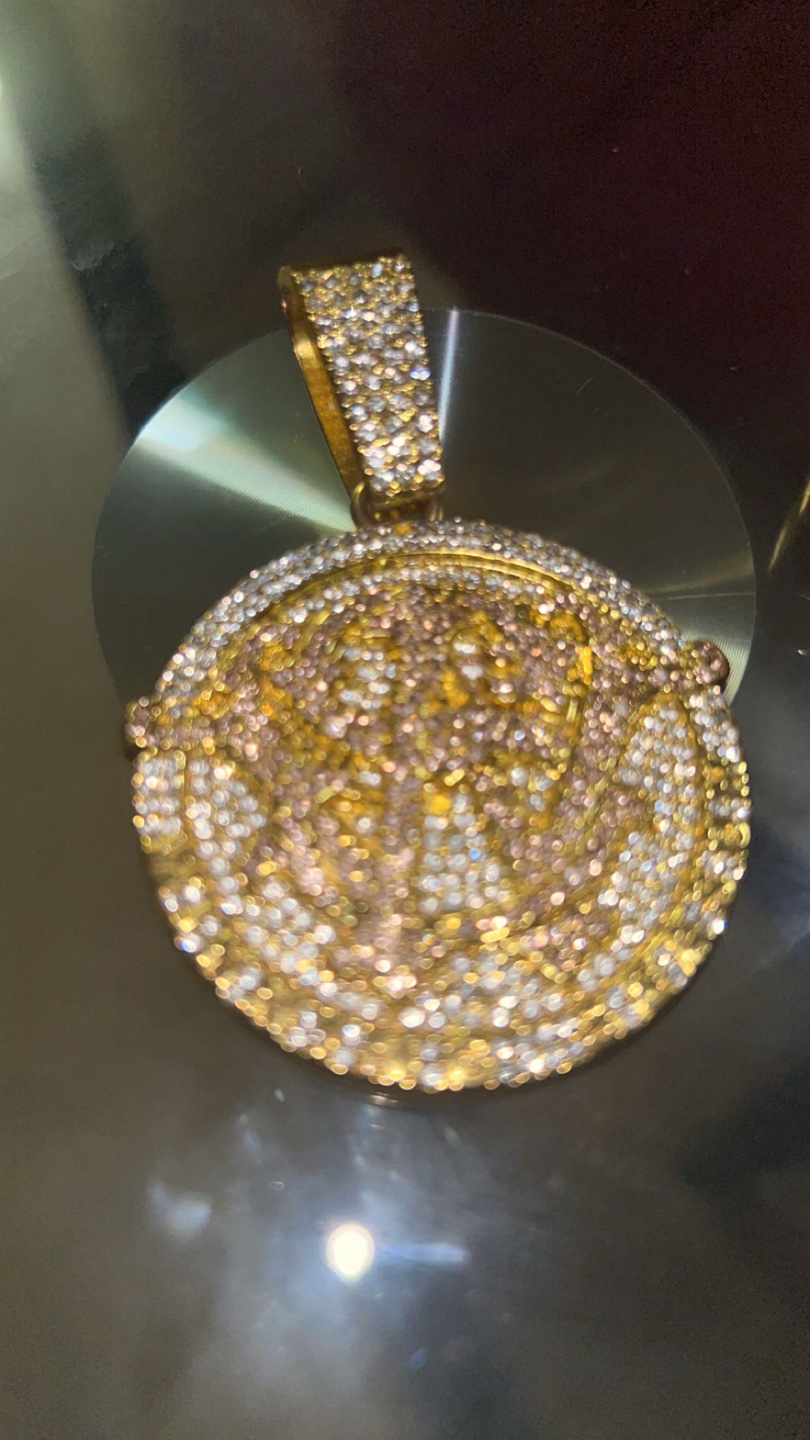 Gold and Diamond Medusa Pendant - photo 2