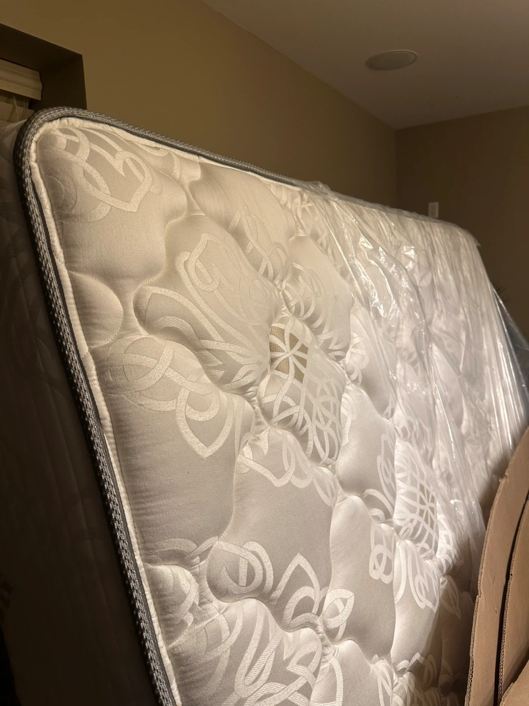 Serta King Mattress